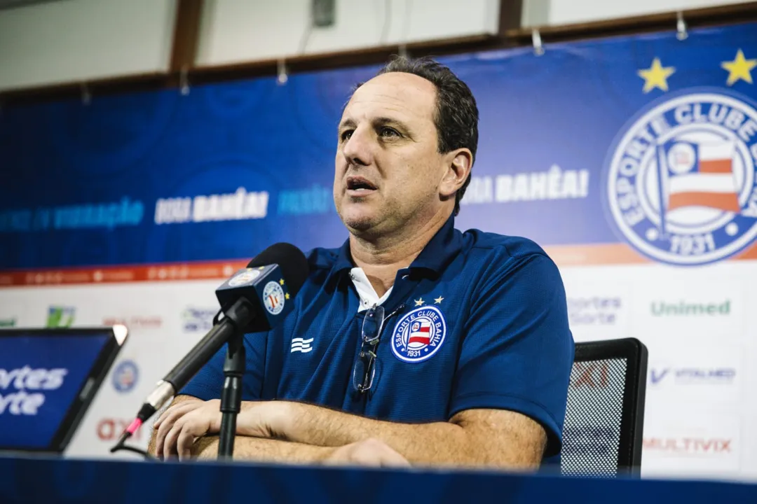 Rogério Ceni durante coletiva