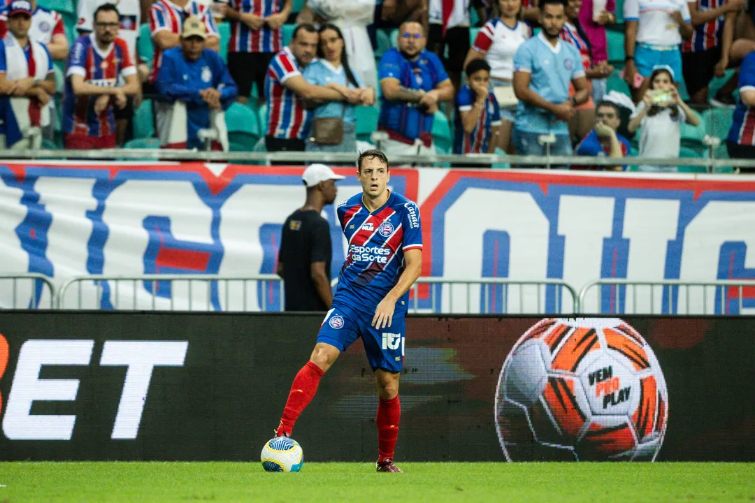 Santiago Arias em ação pelo Bahia