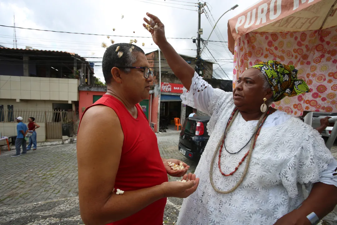 O tradicional banho de pipoca e as celebrações acontecem na Igreja de São Lázaro e São Roque, na Federação