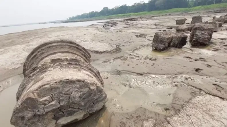 Ruínas da coroa portuguesa emergiram com seca do Rio Solimões