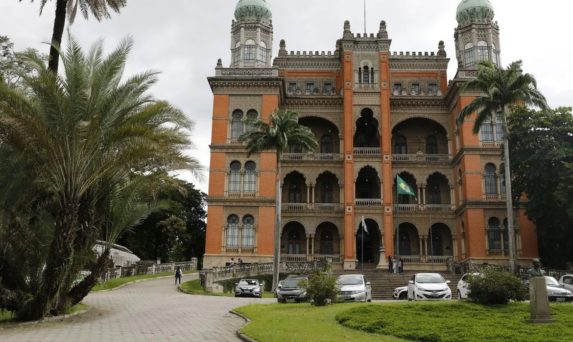 Nova assembleia dos servidores está prevista para a manhã desta quinta-feira