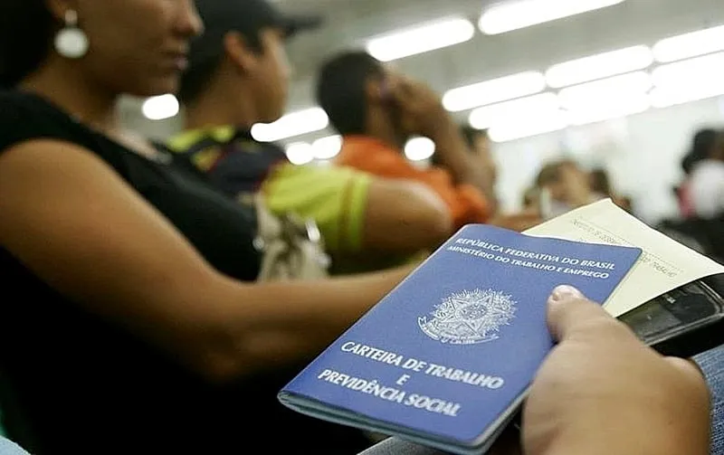 Candidatos deverão acessar o site www.salvadordigital.salvador.ba.gov.br para agendar o atendimento