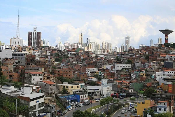 Primeiro turno das eleições acontece no primeiro domingo de outubro