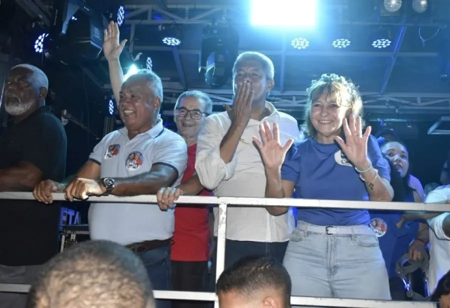 Ato aconteceu na noite de domingo, 15