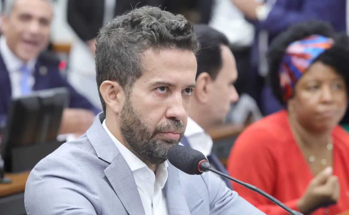 Anteriormente, deputado afirmou que os casos eram falsos