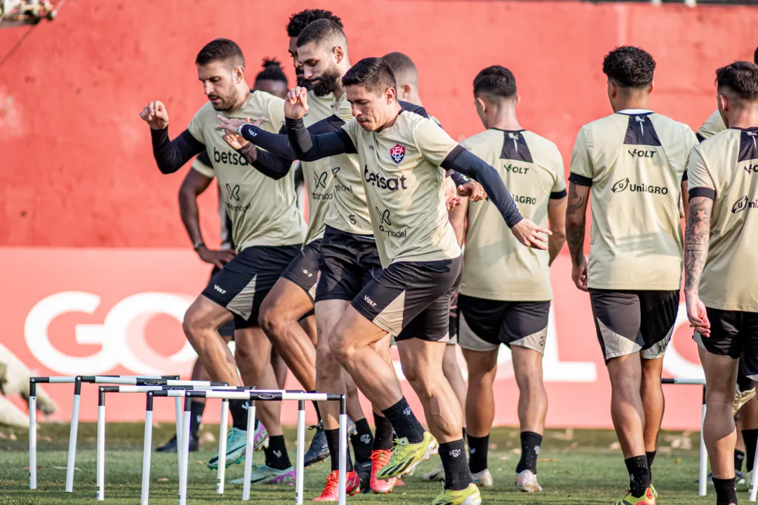 Elenco rubro-negro trabalha na Toca do Leão focado no São Paulo