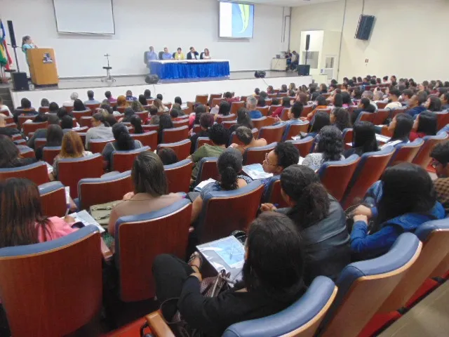 Seminário sobre “Educação Física e Esporte para Estudantes com Autismo” é realizado em Vitória da Conquista