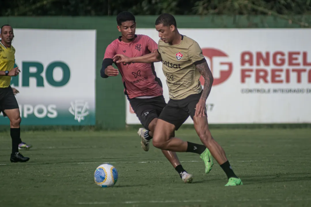 Vitória realiza treinamento na Toca do Leão com foco no Cruzeiro