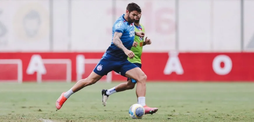 Elenco Tricolor em atividade no CT do Flamengo no Rio de Janeiro