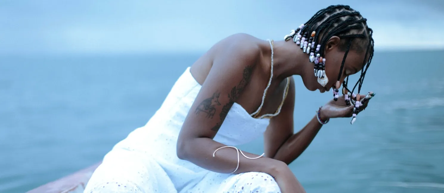 Imagem ilustrativa da imagem Nayri lança clipe de canção vencedora do Prêmio Luiz Melodia