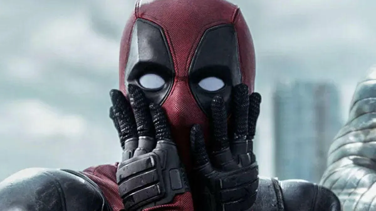 Ryan Reynolds em cena de Deadpool