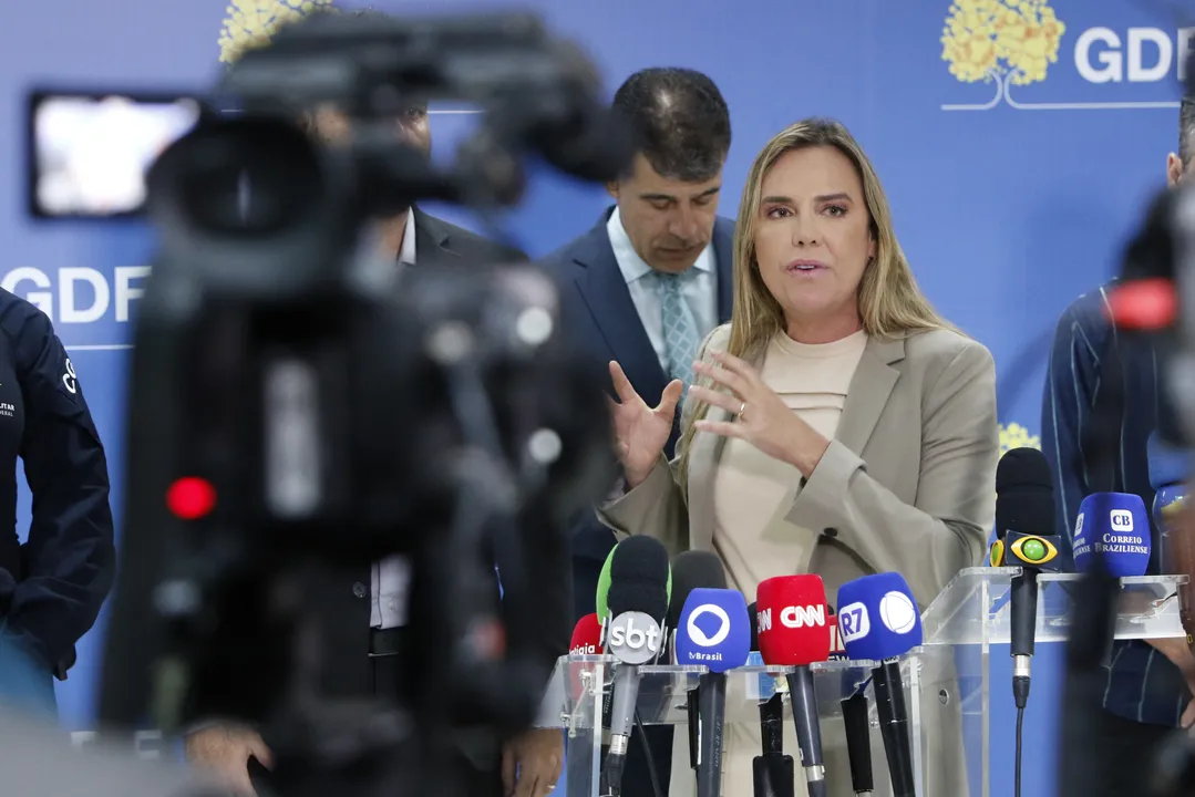 Governadora em exercício do Distrito Federal, Celina Leão, durante coletiva de imprensa