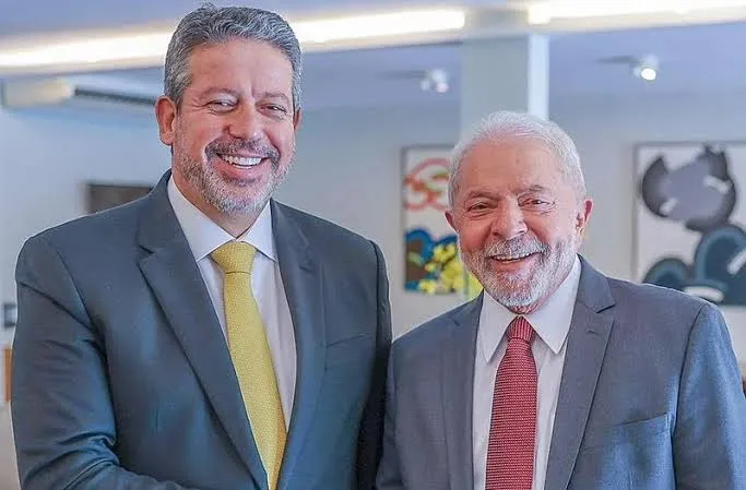 Lira diz que não houve convite para assumir ministério de Lula