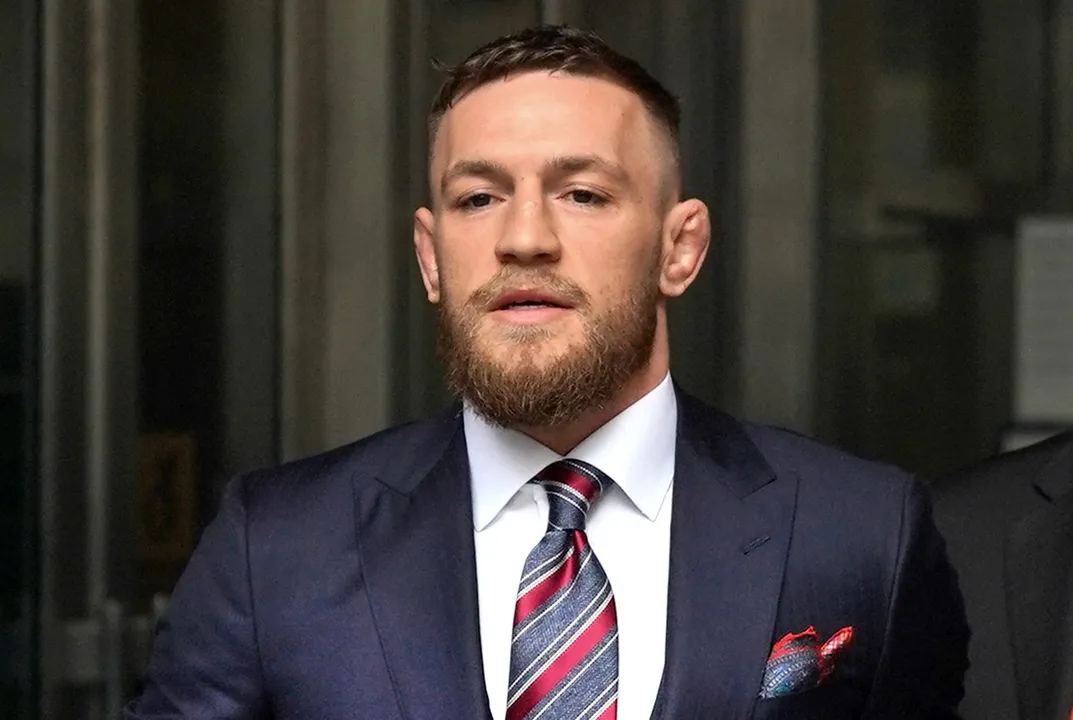 McGregor não luta no octógono desde julho de 2021 devido a uma lesão na perna