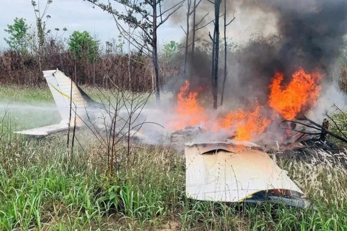 Parte da cocaína que estava a bordo foi incinerada