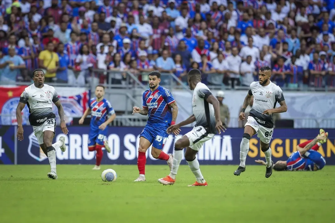 Confronto entre Bahia e Corinthians no 1º turno