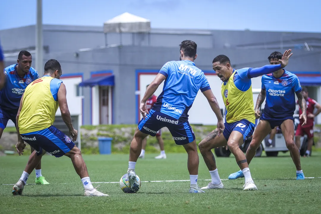 Jogadores do Bahia durante treino