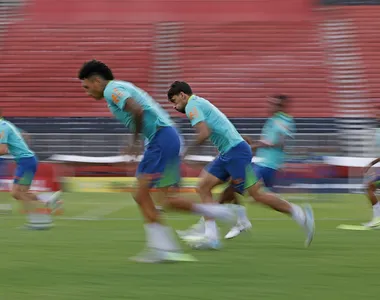 Seleção encara o Uruguai na Fonte Nova