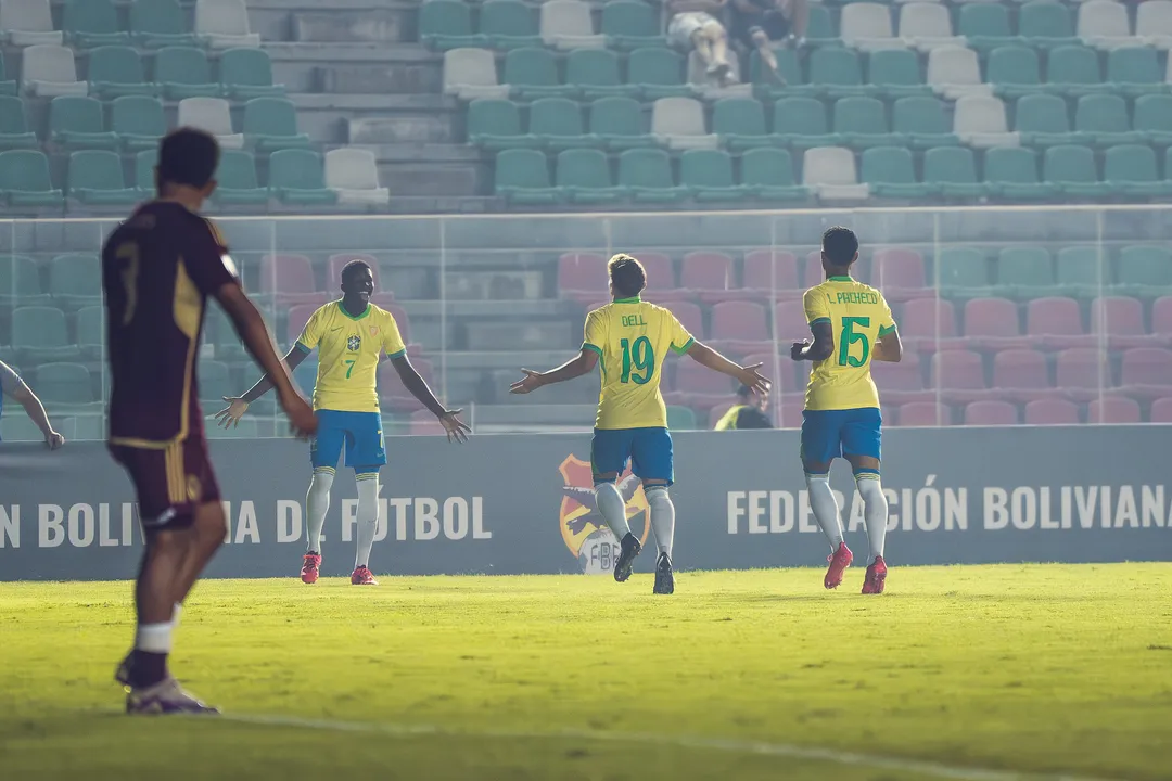 Ruan Pablo e Dell brilharam com a camisa da Seleção Brasileira no Sul-Americano sub-16