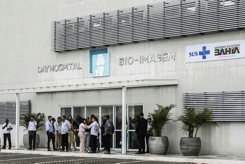 Hospital Ortopédico do Estado da Bahia (HOE) tem feito fisioterapia com óculos de realidade virtual