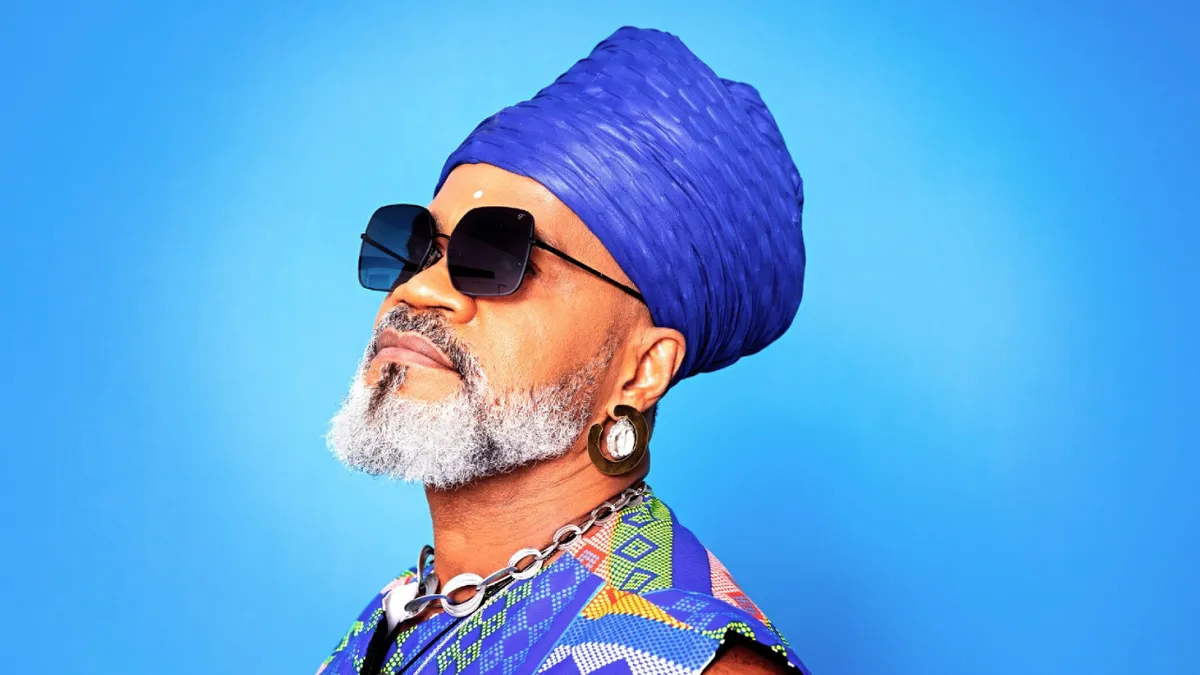 Carlinhos Brown fará show em Salvador