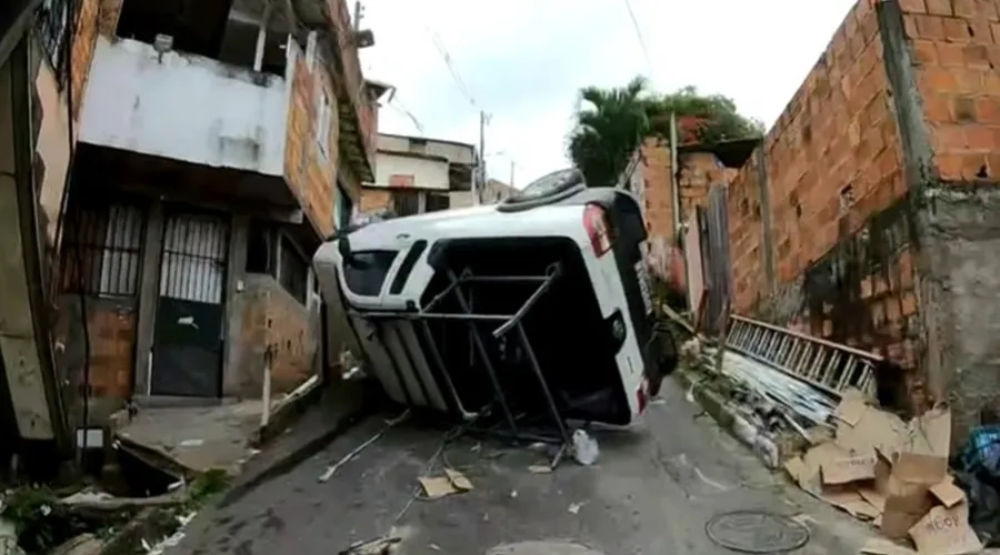 Condutor perdeu o controle do veículo