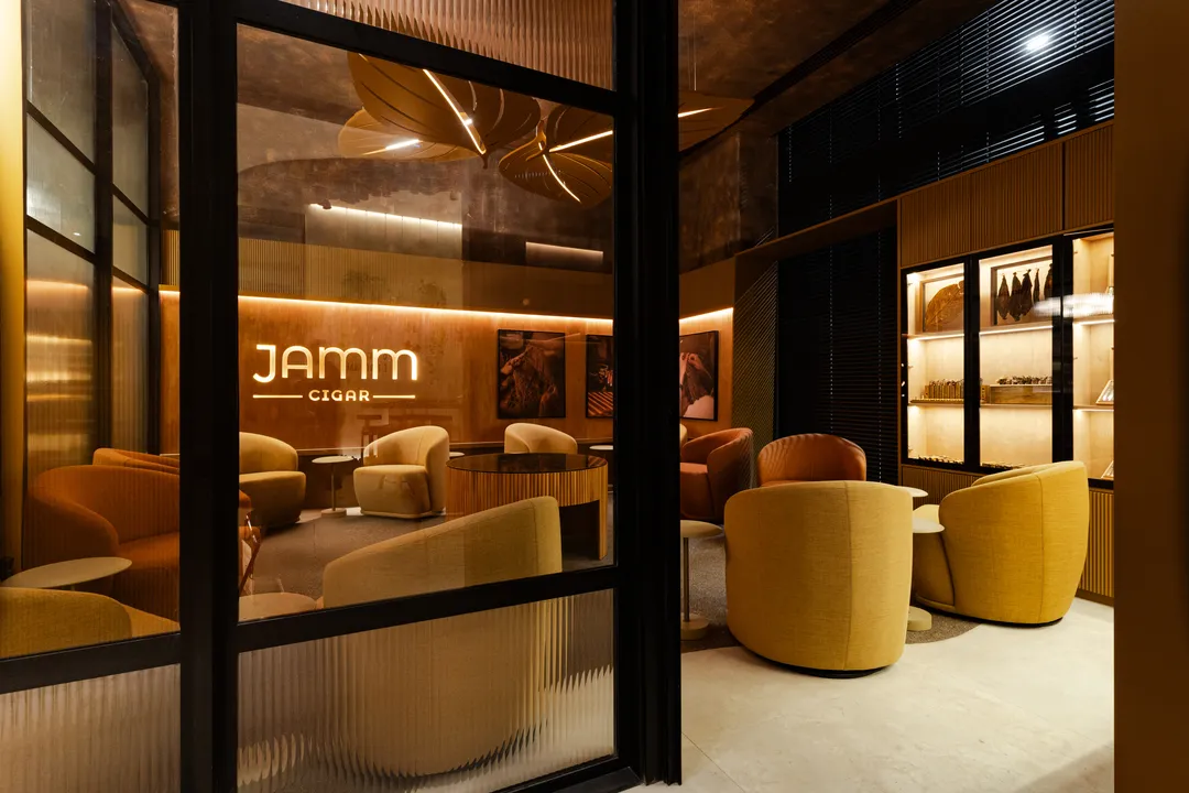 'Jamm Cigar', por Viviane Vieira