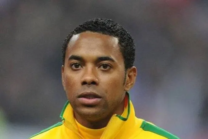 Robinho foi condenado a nove anos de prisão