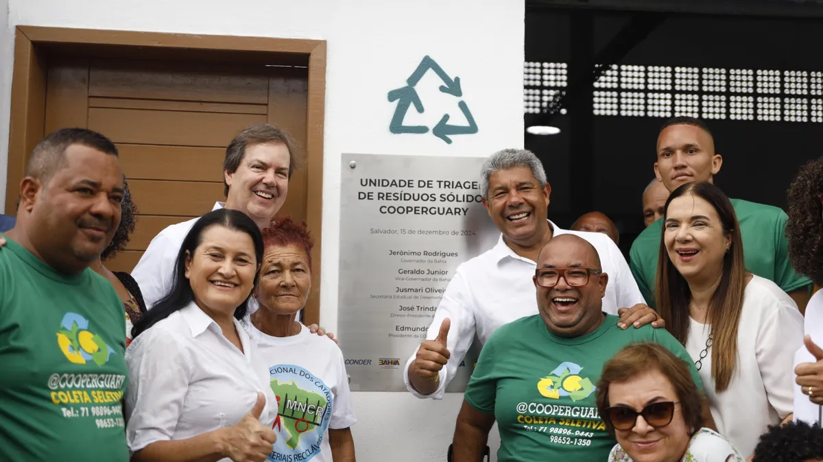 Imagem ilustrativa da imagem Catadores de material reciclável ganham galpão de triagem em Salvador