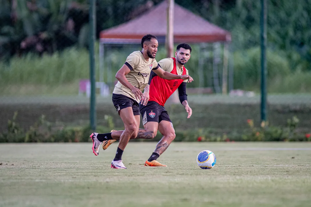 Reservas treinaram no CT Manoel Pontes Tanajura mirando o Grêmio