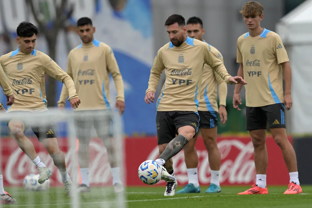 Jogadores da Argentina durante treino