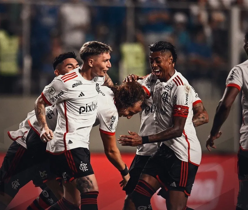 Fla vence em BH e se mantém no G-4 do Brasileirão