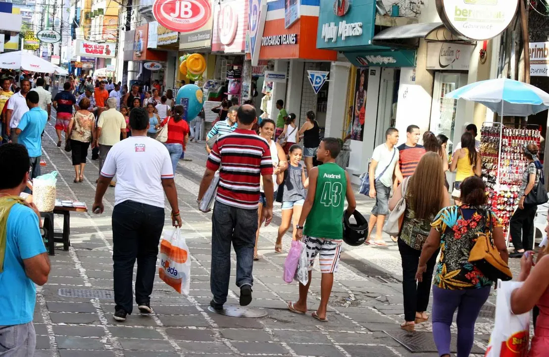 Movimento no comércio de Ilhéus: até agosto, o varejo baiano cresceu 7,8%, impulsionado principalmente por artigos de uso pessoal e doméstico