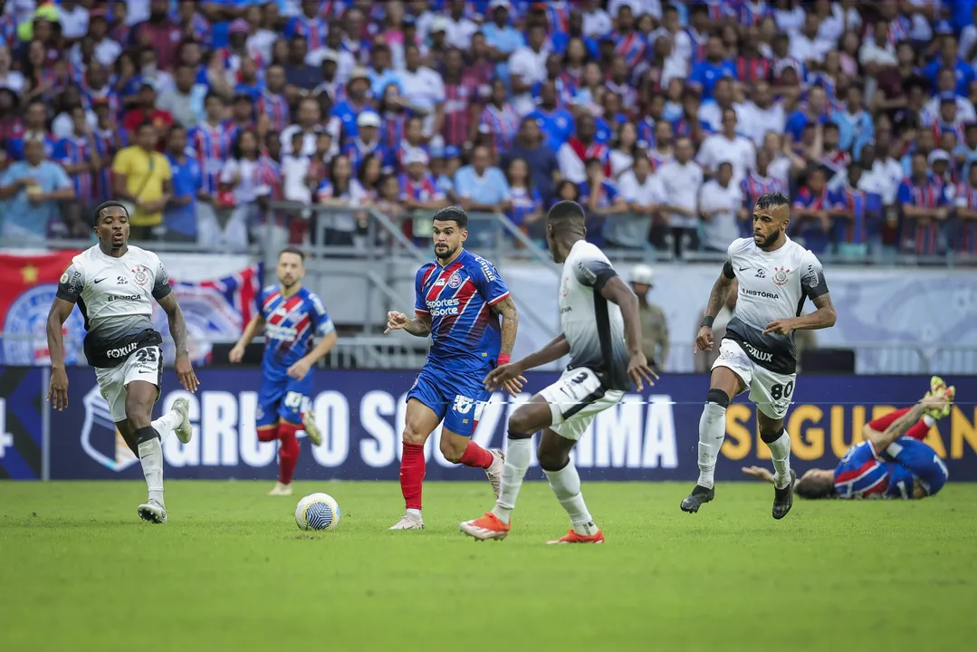 Confronto entre Bahia e Corinthians no 1º turno