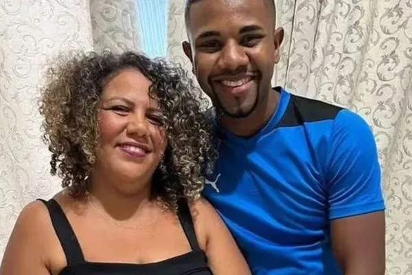 Mani Reggo e Davi Brito viveram um relacionamento durante o período de 1 ano e 6 meses