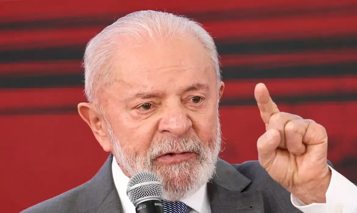 Presidente Lula pode mexer no governo