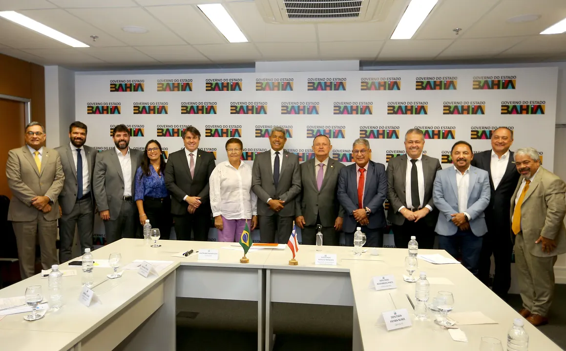 Encontro ocorreu no gabinete do governador no Centro de Operações e Inteligência (COI)