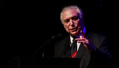 Temer defende modelo diferente de escala de trabalho