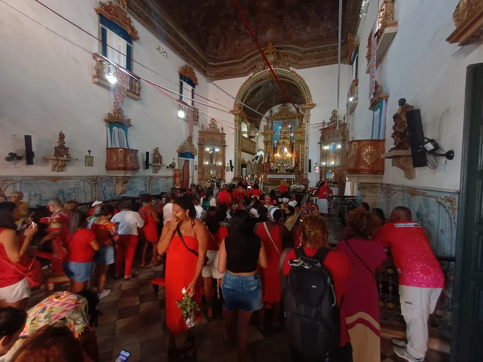 Missa na Igreja de Nossa Senhora Rosário dos Homens Pretos