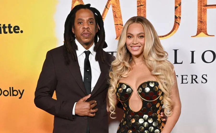 Jay-Z e Beyoncé na première de ‘Mufasa: O Rei Leão’