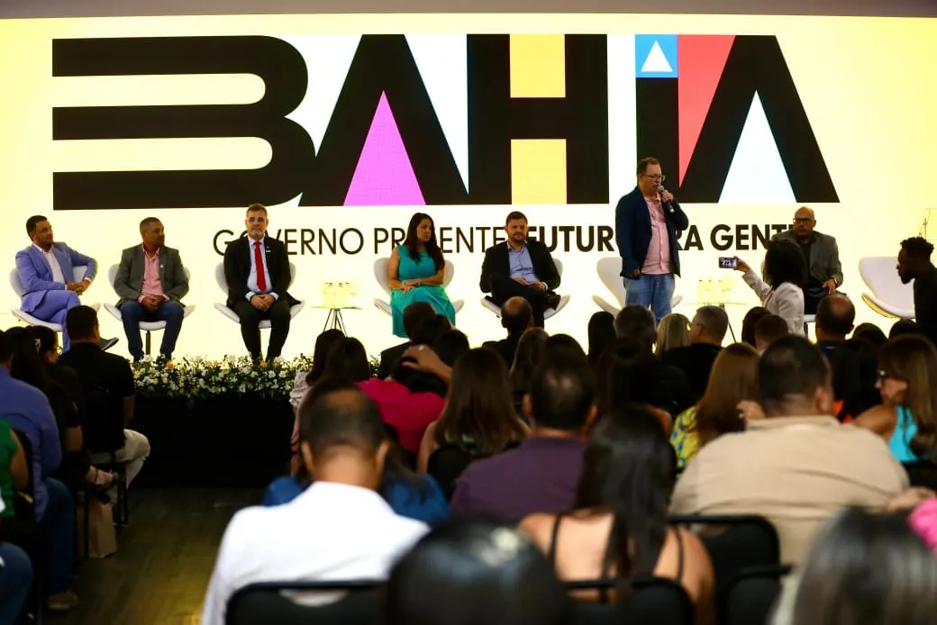 Encontro Bahia: projetos da SEC são apresentados a gestores municipais