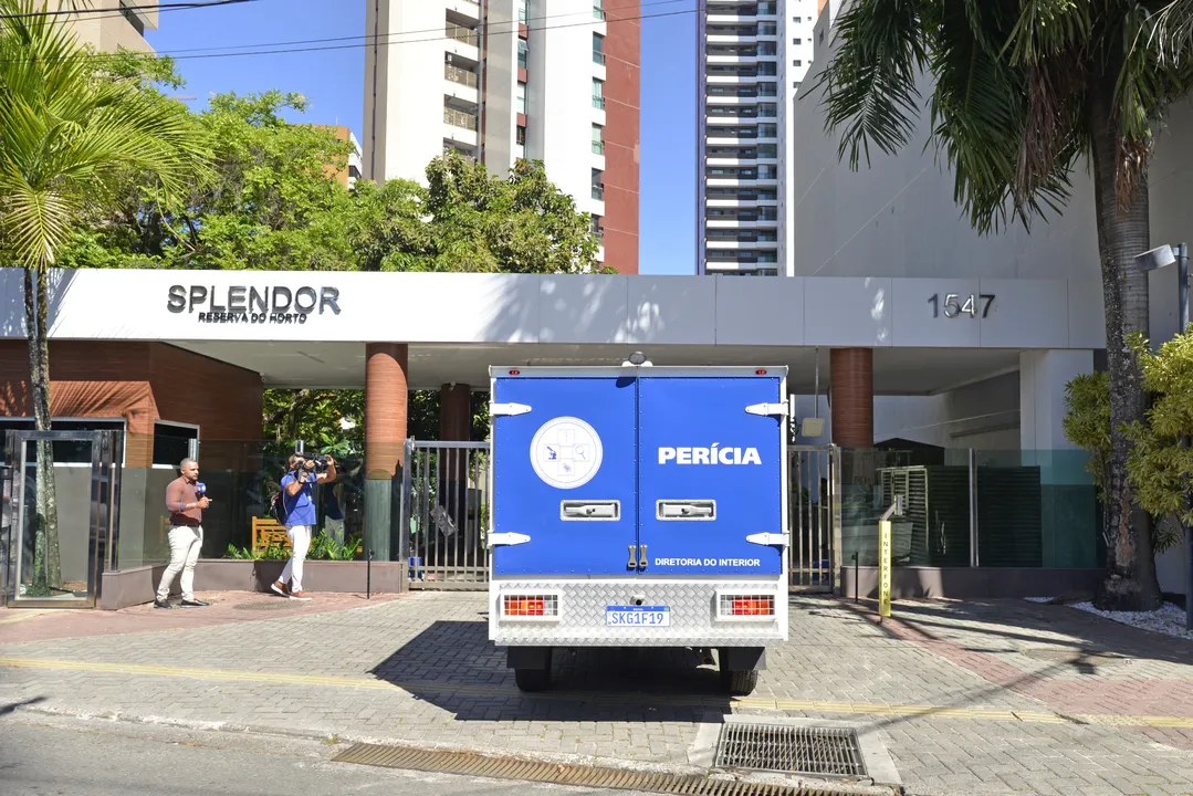 No acidente fatal em Salvador, elevador de serviço despencou; dois trabalhadores da mudança foram a óbito