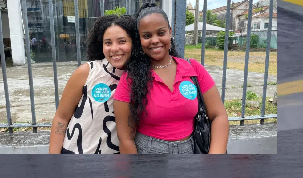 Estudantes vivem expectativa para 1º dia do Enem no Colégio Central