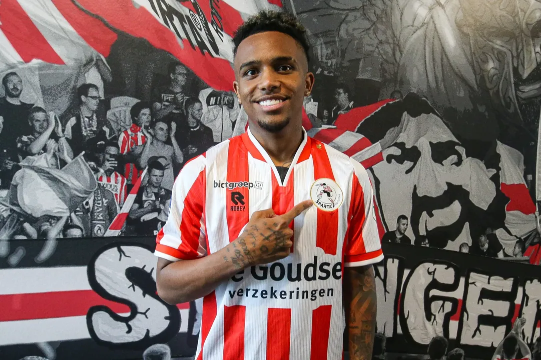 Kayky em sua apresentação no Sparta Rotterdam, da Holanda