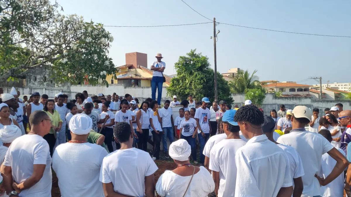 Irmãos foram enterrados nesta quarta-feira, em Itapuã