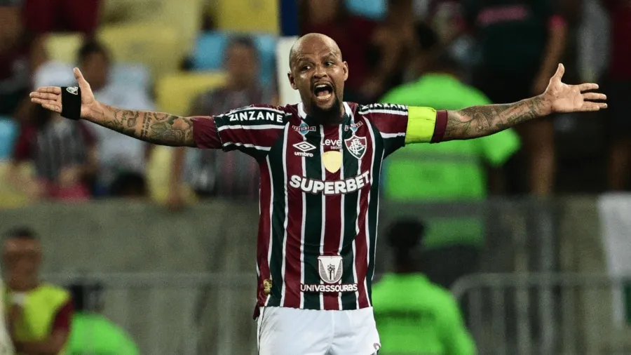 Imagem ilustrativa da imagem Felipe Melo anuncia que vai se aposentar no final de 2025