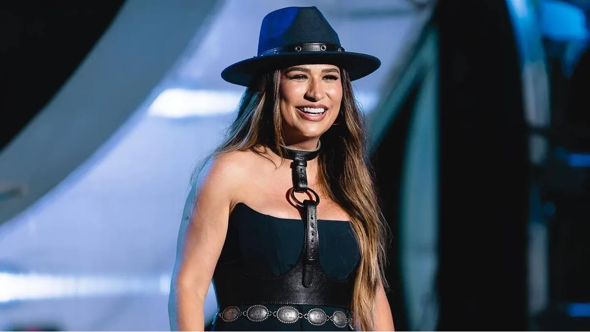 Cantora Simone Mendes é uma das atrações da Fenagro