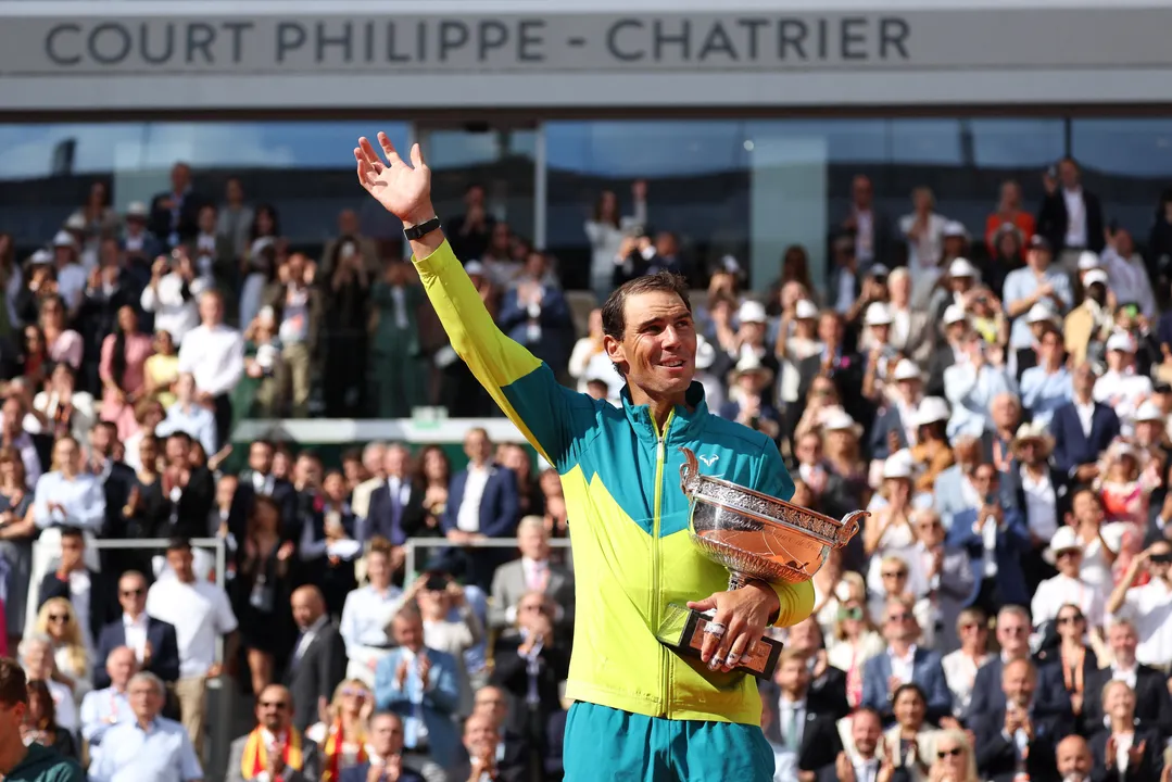 Rafael Nadal com título de Roland Garros