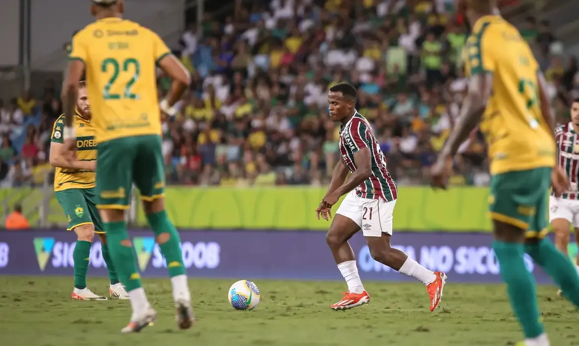 Fluminense não vence há seis jogos, desde o triunfo sobre o rival Flamengo na 30ª rodada