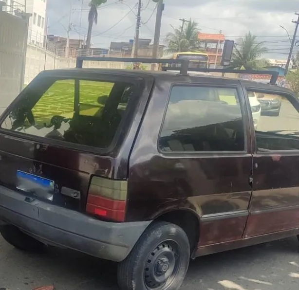 Suspeito estava dirigindo carro na contramão da via